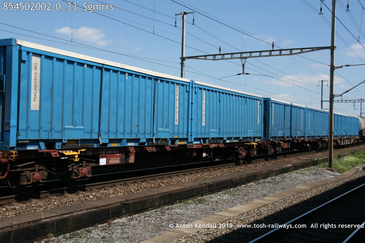 854502002-0_33_Sgmrrs.JPG